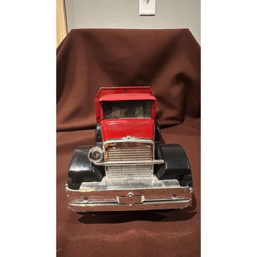 Vintage 1990 Nylint Classics Pressed Steel Caol Gravel Dump Truck Red 3050 USA